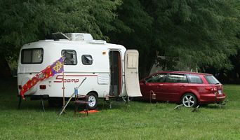 The Scamp with my new banner